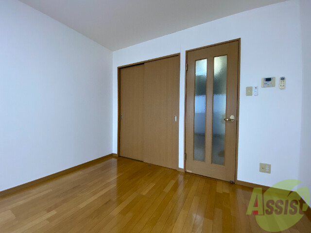 収納　収納が付いているので、荷物の多い方にも嬉しいですね