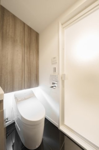 トイレ　別部屋参考写真