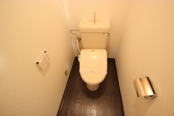 トイレ　※別部屋の写真です