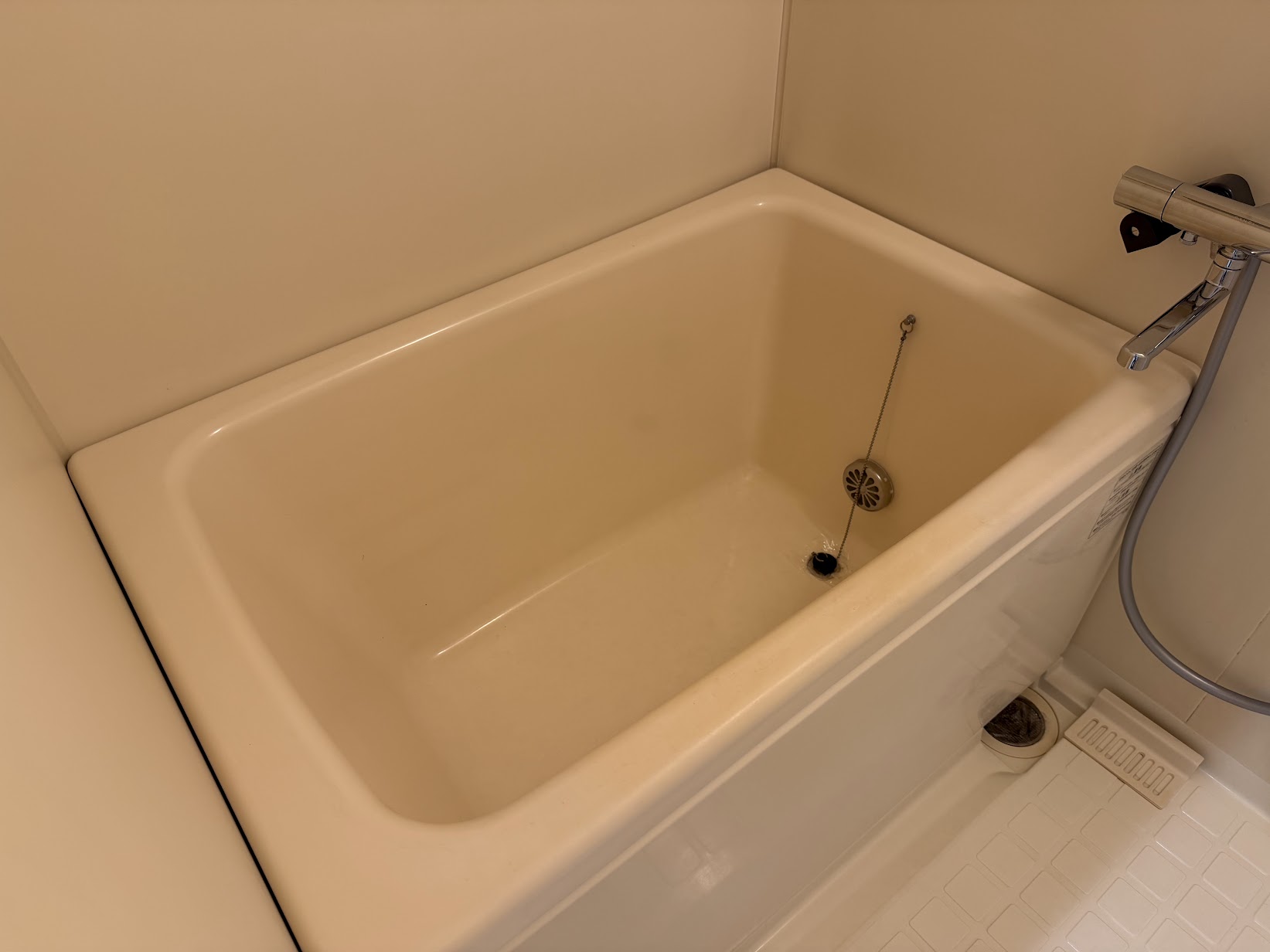 バス・シャワールーム　ゆったり過ごせるお風呂です