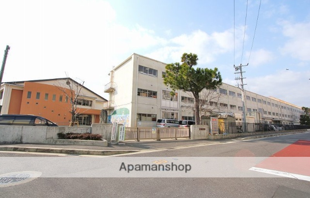 小学校　城東小学校（小学校）まで103m