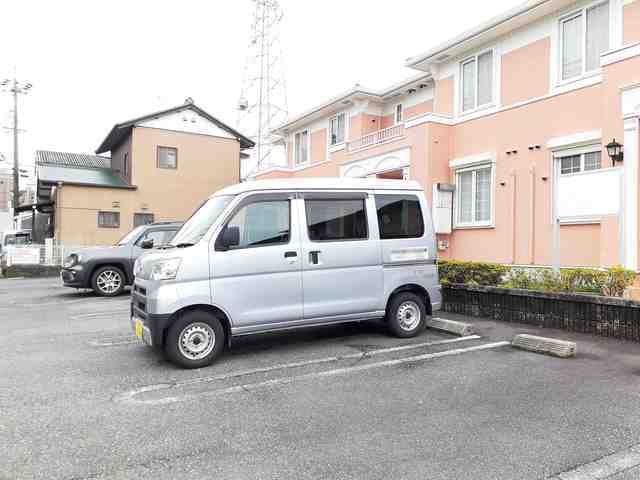 駐車場　駐車場完備です