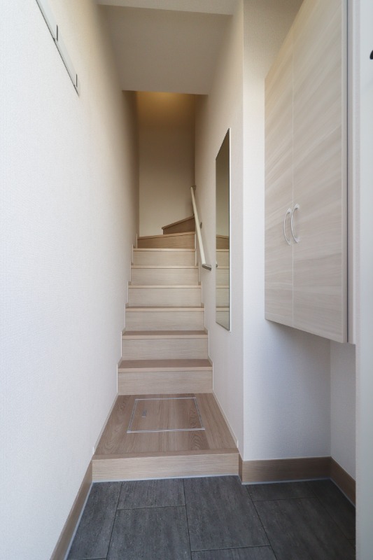 玄関　図面と現状に相違がある場合には現状を優先