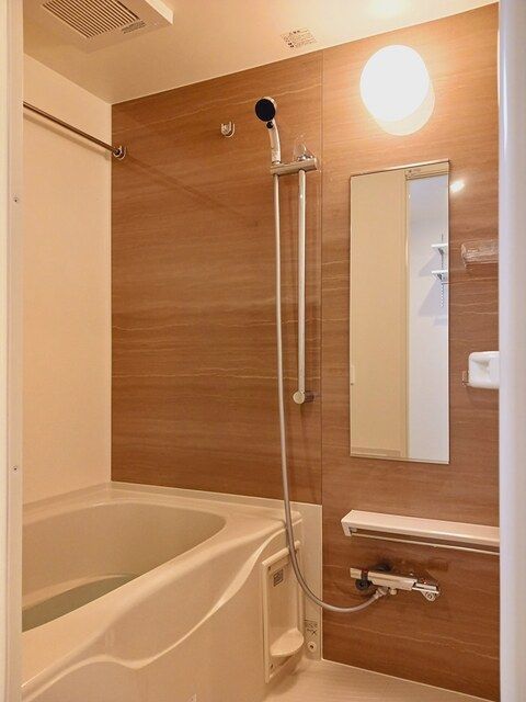 バス・シャワールーム　☆ゆったりくつろげるお風呂☆