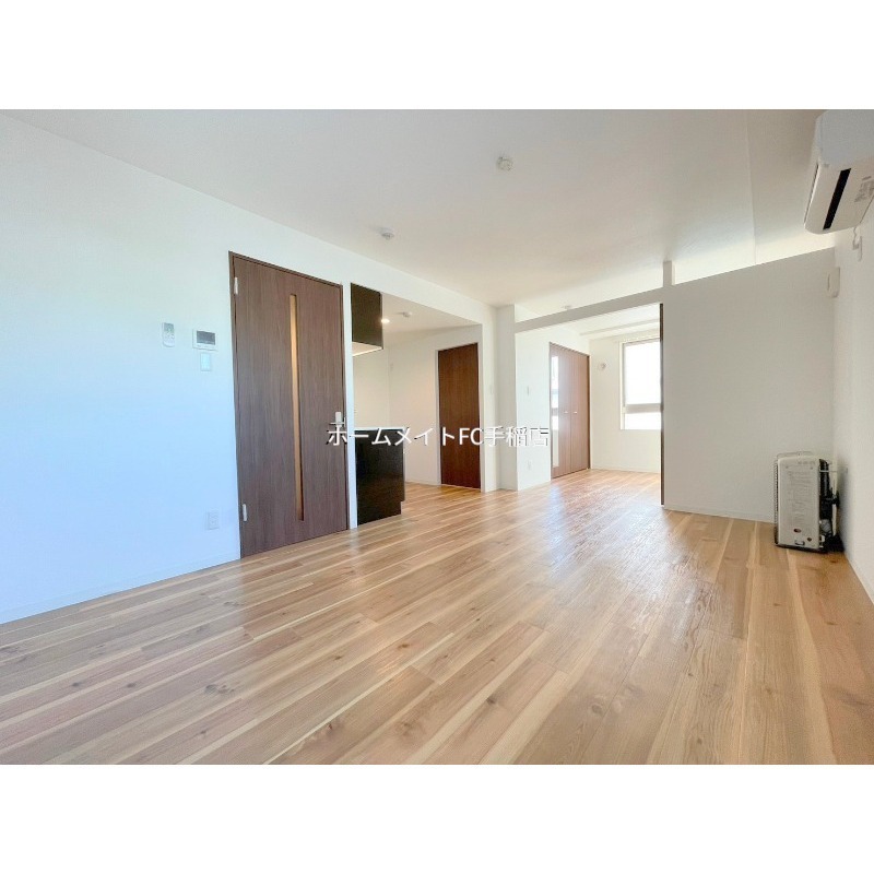 居室・リビング　明るいリビング♪