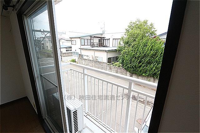 バルコニー　見晴らしの良いバルコニー