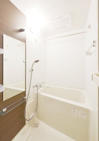 バス・シャワールーム　バス