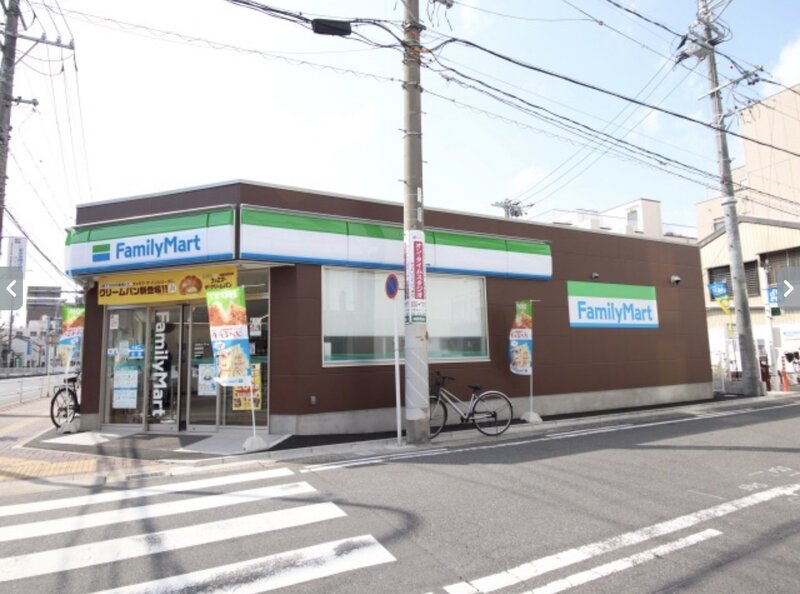 コンビニ　ファミリーマート鳥居通店（コンビニ）まで99m
