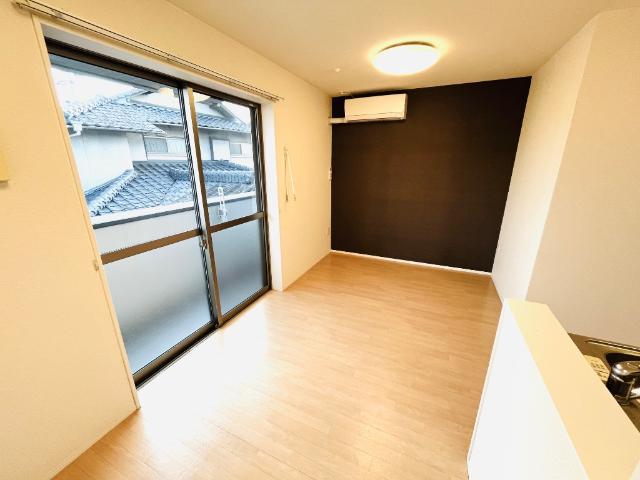 居室・リビング　リビング