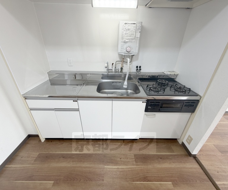 キッチン　４０４号室写真です