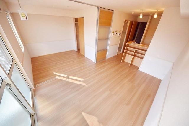 居室・リビング　※別号室参考写真です