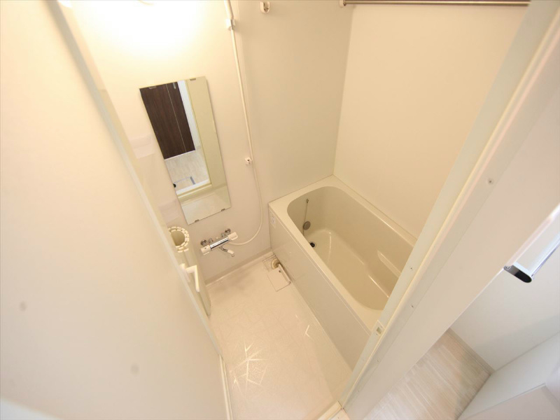 バス・シャワールーム　浴室暖房乾燥機付　追い焚き付お風呂