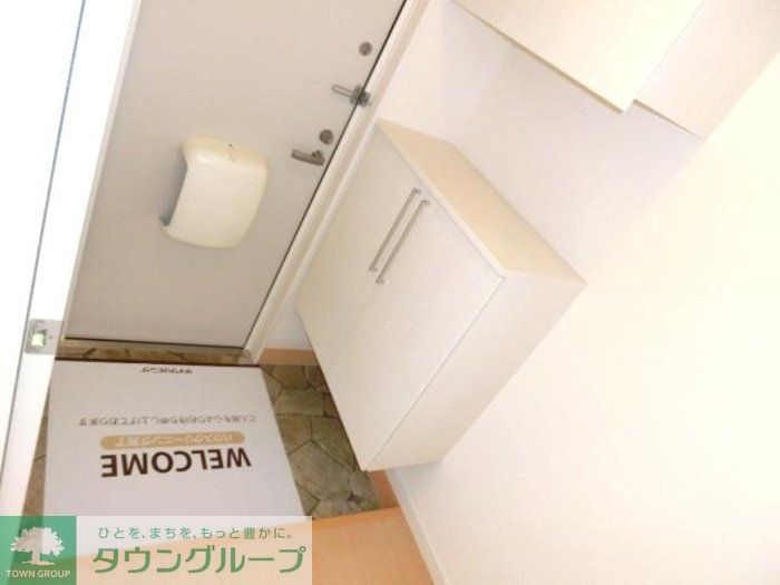玄関　お問合せはタウンハウジングまで！※現地待合わせ相談可能