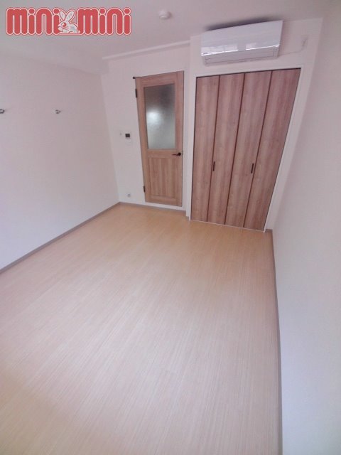 居室・リビング　７．５帖のお部屋です