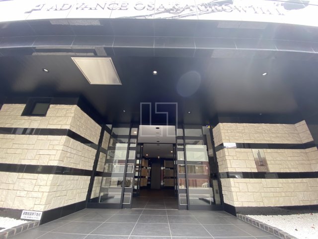 エントランス　アドバンス大阪グロウスII　エントランス