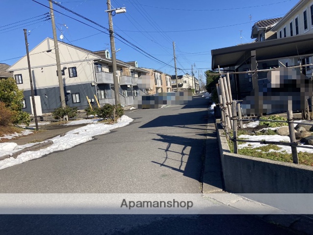 その他　前面道路（その他）まで0m