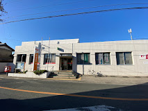 郵便局　小坂井局（郵便局）まで511m