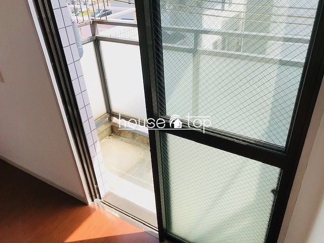 バルコニー　洗濯機が設置可能