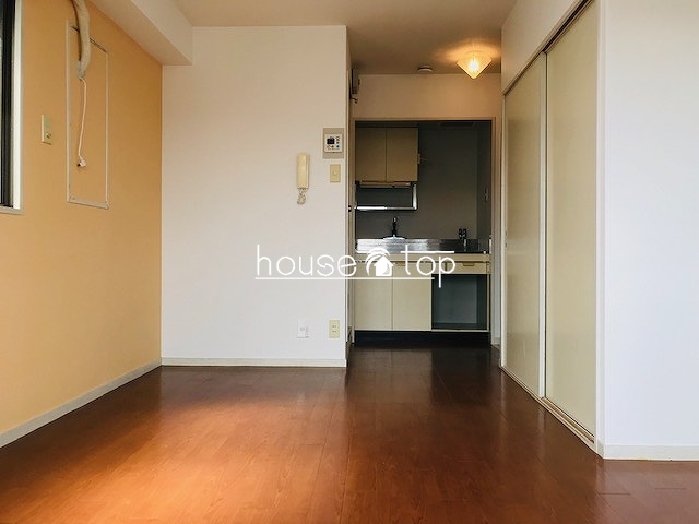 居室・リビング　広々洋室8帖