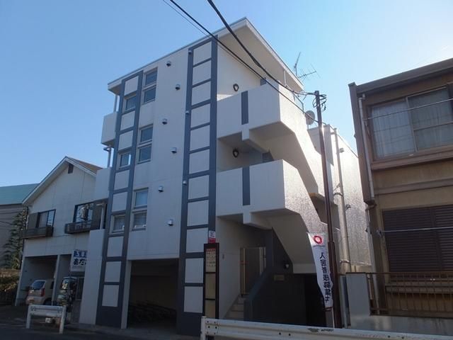 建物外観　外壁塗り替え済み