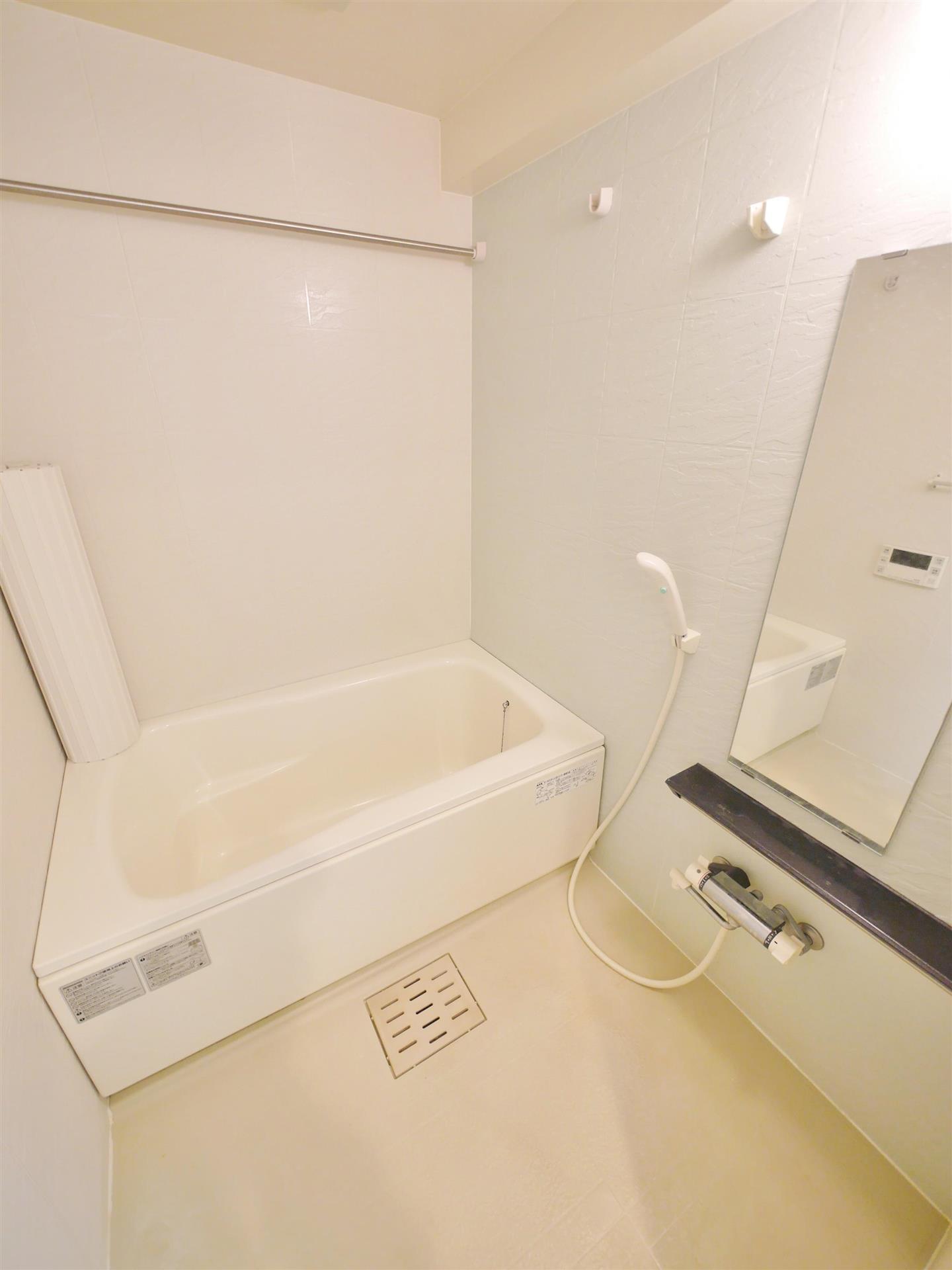 バス・シャワールーム　302号室同仕様写真