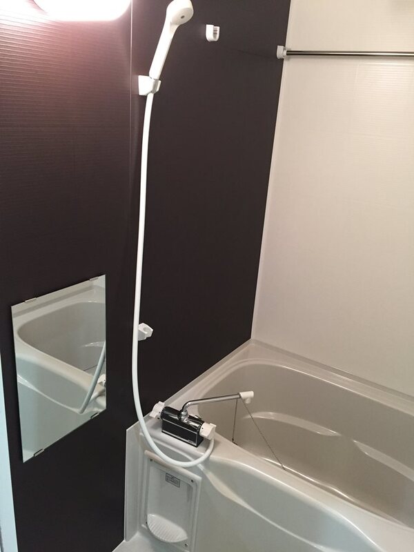 バス・シャワールーム　浴室乾燥機付きで便利です！