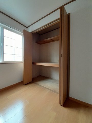 収納　たっぷりとした収納スペースです