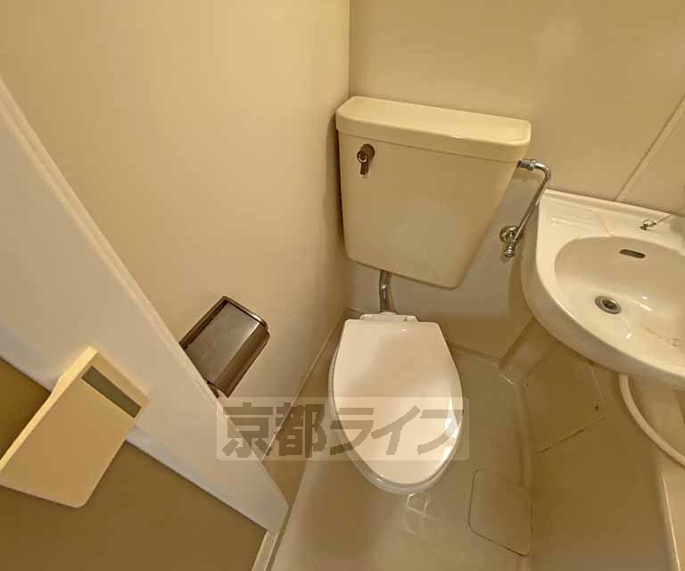 トイレ　ユニットバスのトイレです。