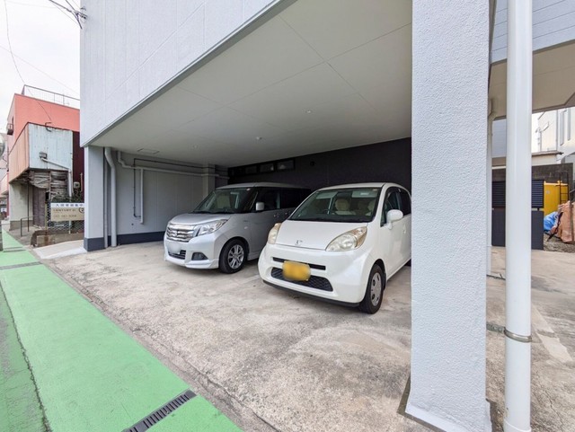 駐車場　【駐車場】駐車場（現況優先）