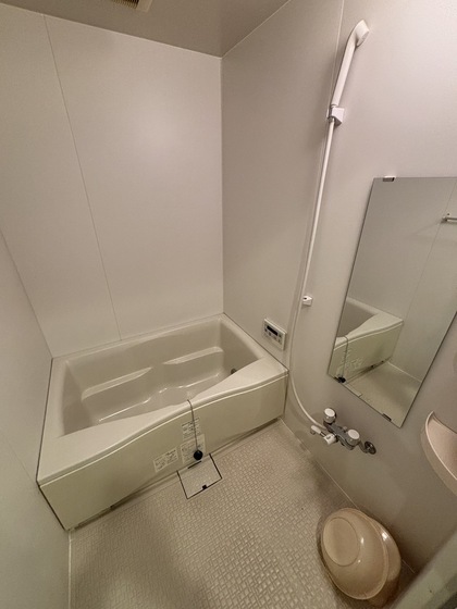 バス・シャワールーム　※写真は参考別号室です