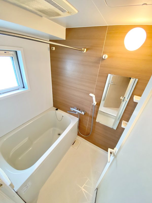 バス・シャワールーム　浴室乾燥機付