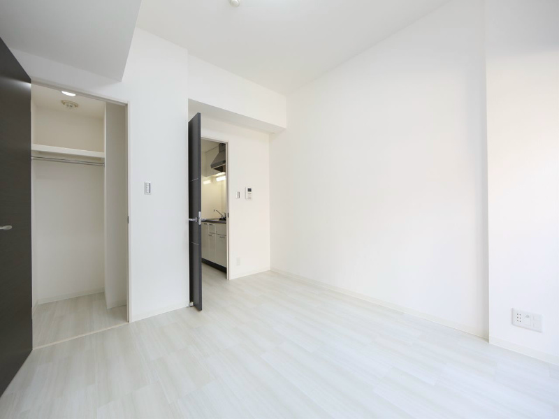 その他部屋・スペース　洋室7.7帖　ウォークインクローゼット付（収納充実してます）