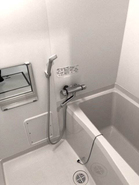 バス・シャワールーム　風呂