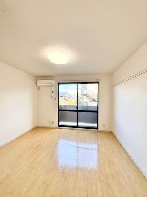 居室・リビング　他室参照