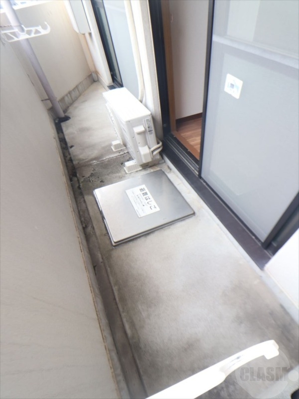 バルコニー　日当り良好のバルコニー