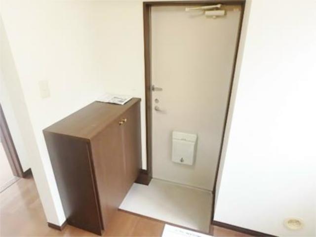 玄関　室内写真は参考です