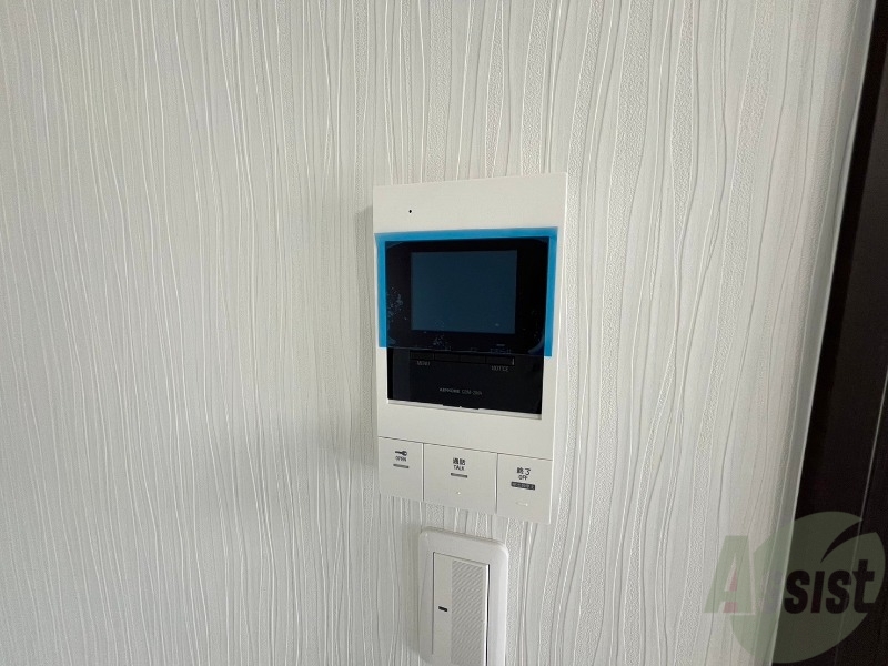 セキュリティ　ＴＶモニター付インターホンです。来客者の顔が見えるので安心！