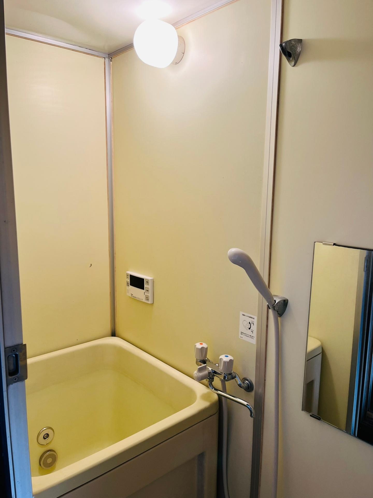 バス・シャワールーム　コンパクトなお風呂