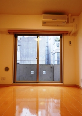 居室・リビング　別タイプ部屋　参考写真です