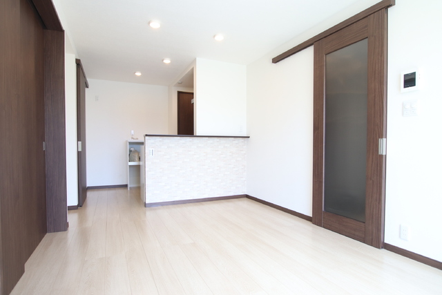 居室・リビング　（照明は設備ではありません）