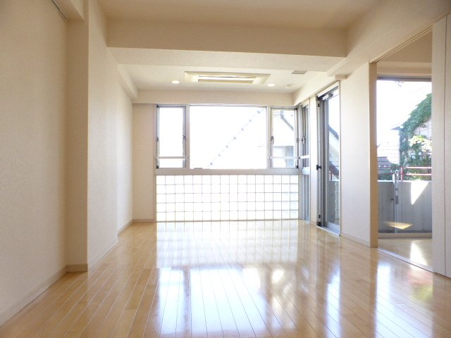 居室・リビング　居室※別部屋参考写真