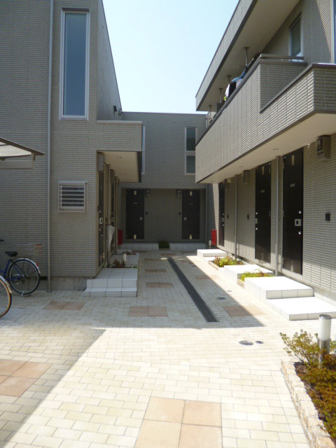 エントランス　★広々としたエントランス★