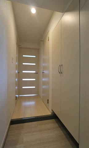 玄関　開放感のあるオシャレな玄関