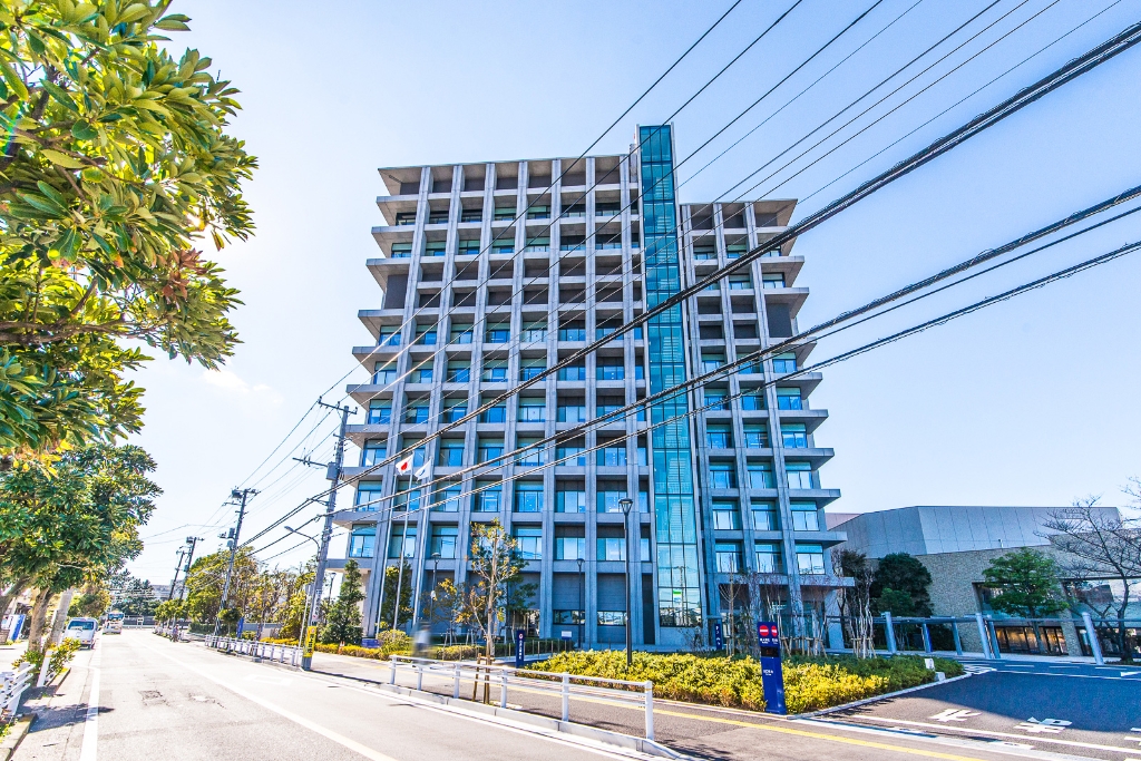 役所　浦安市役所（役所）まで313m