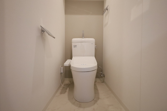 トイレ　※別部屋の写真です