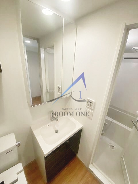 洗面設備　洗面台です。