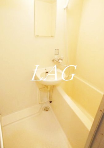 バス・シャワールーム　お風呂です。