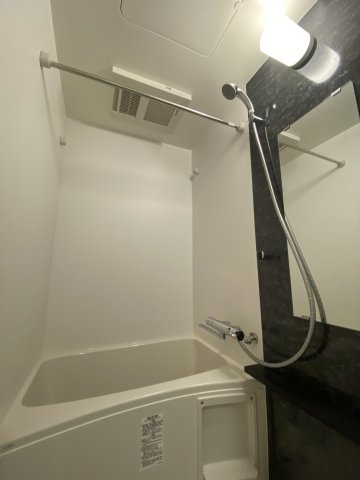 バス・シャワールーム　エスリード中之島ザ・コア　バスルーム