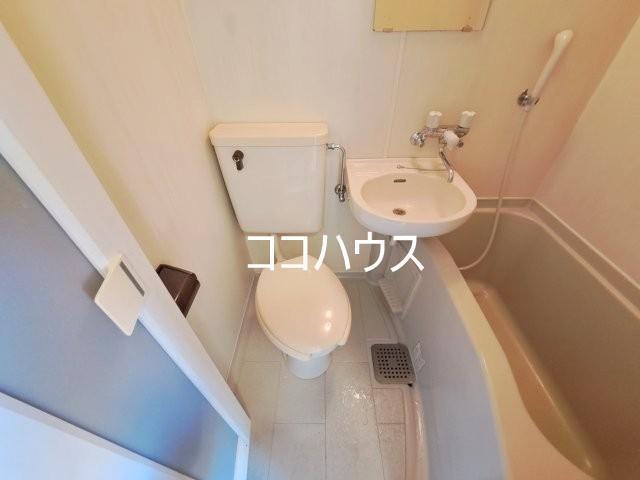 バス・シャワールーム　お手入れらくちん3点ユニットバス