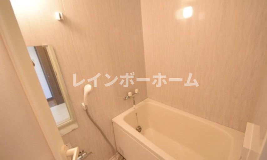 バス・シャワールーム　きれいなお風呂です